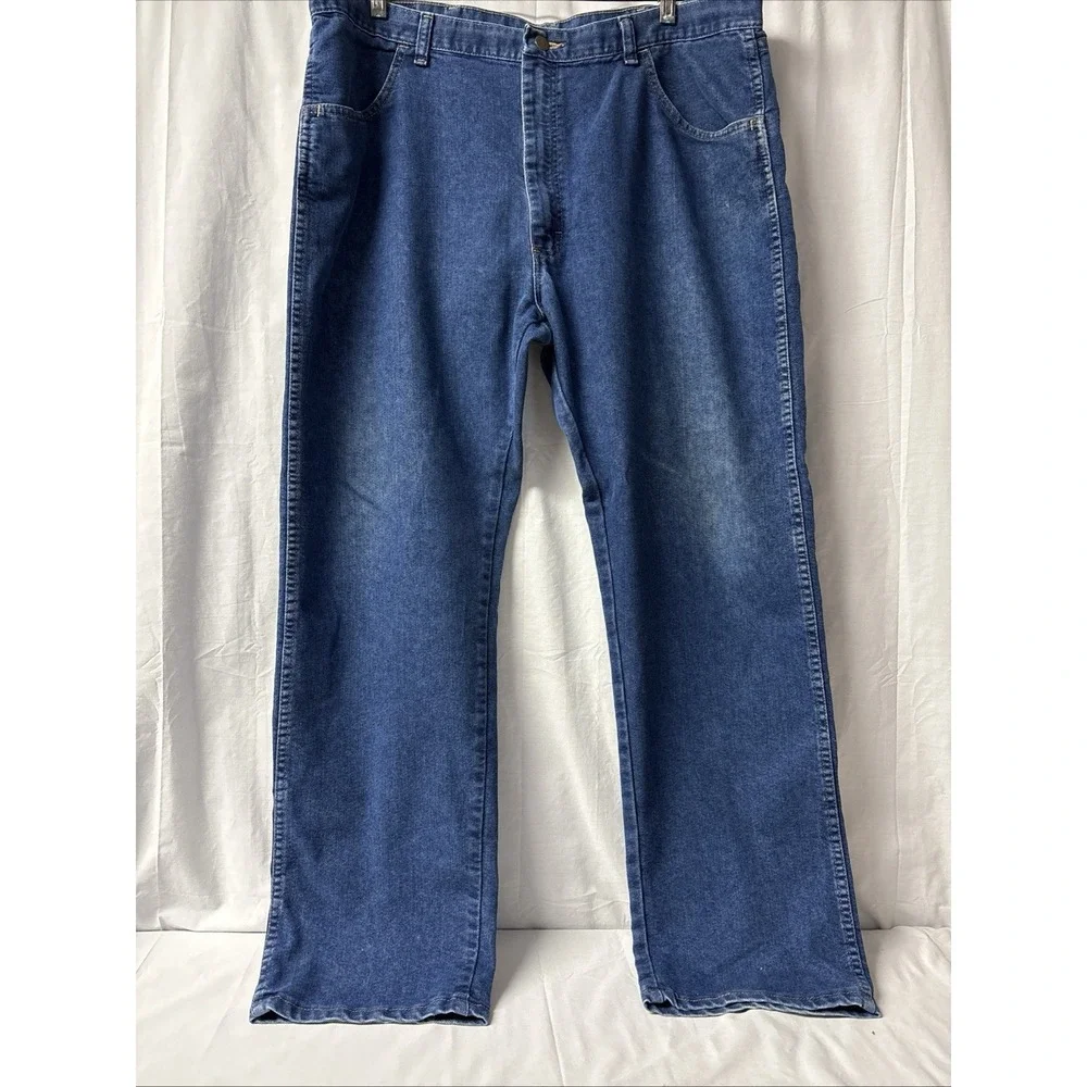 Wrangler Straight Leg Jeans Mens 40X30 Blue Medium Wash Regular Fit 85900DW